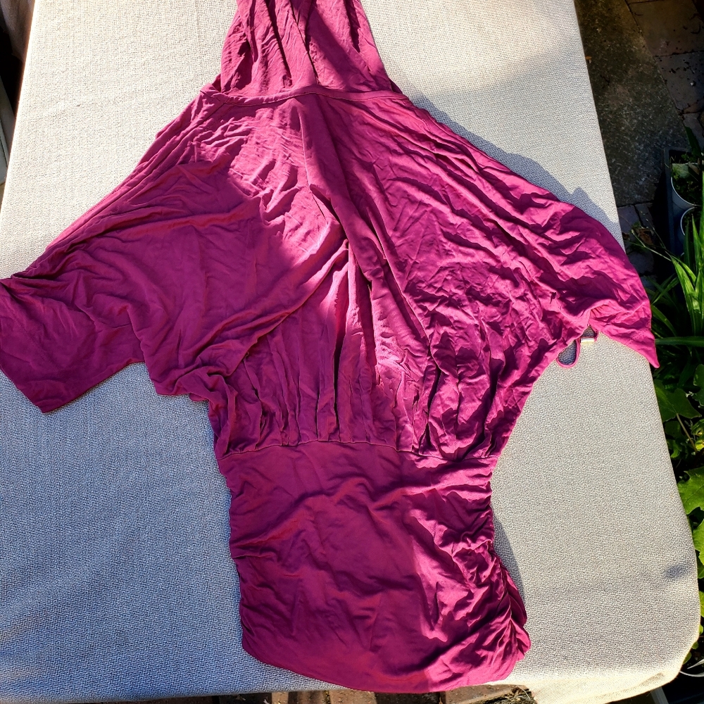D&G Womens Magenta Hooded Pullover Top - Picture 4 of 7